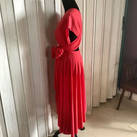 MODA INTERNATIONAL HALTER NECK DRESS - Picture 2 of 4